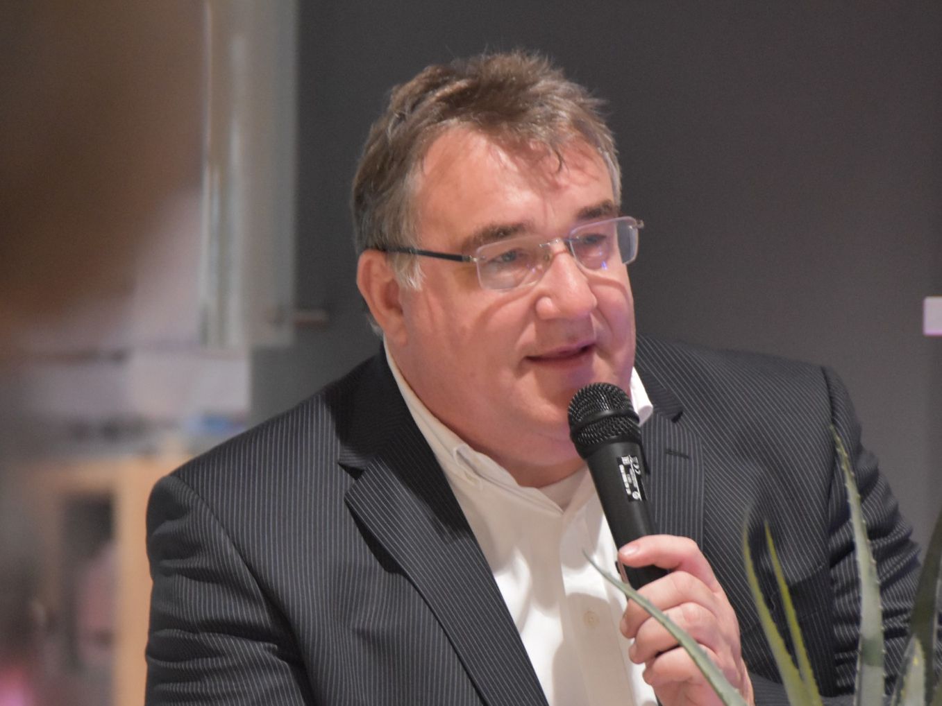 Mark Weinmeister beim Feierabendgespräch der Citypastoral Kassel